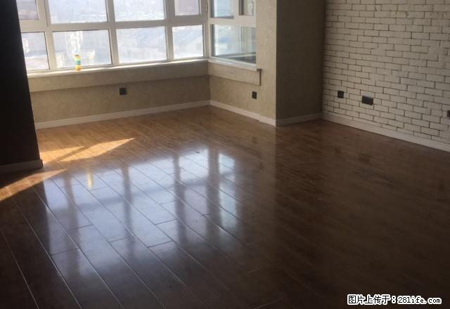 万达广场 实随时看房照片 美容美甲工作室出租3000每月 - 房屋出租 - 房屋租售 - 长春分类信息 - 长春28生活网 cc.28life.com